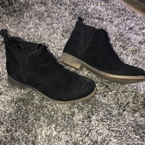 Steve Madden Black Suede Ankle Boots